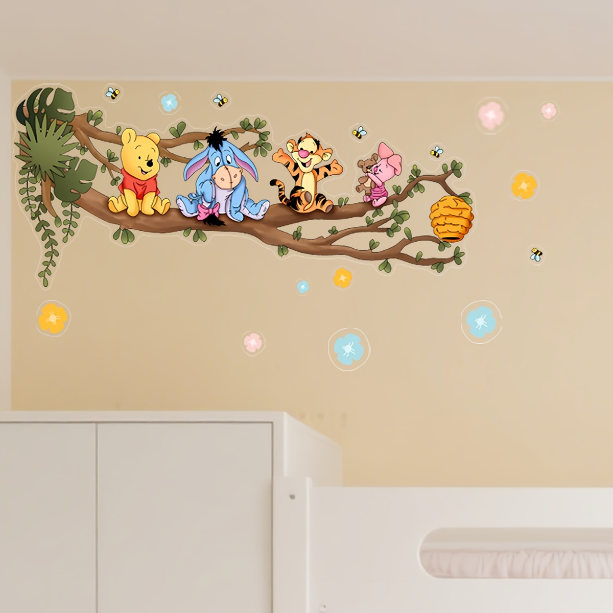 1 Disney Winnie the Pooh Wall  – обзор и цена Board Game Room